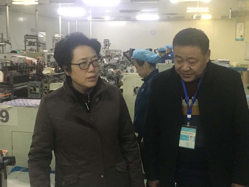 安慶市經(jīng)濟和信息化委員會主任魏清娥來我司視察工作