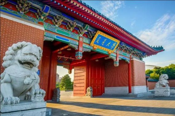 “交”相“徽”應(yīng)，愛心傳遞——安慶市康明納包裝有限公司總經(jīng)理李拓托馳援母校戰(zhàn)疫