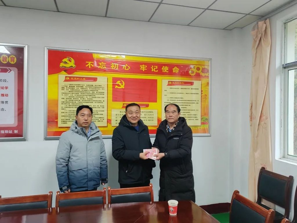 康明納要聞丨“迎新春 送溫暖” 康明納走進(jìn)羅嶺鎮(zhèn)敬老院開展慰問活動(dòng)